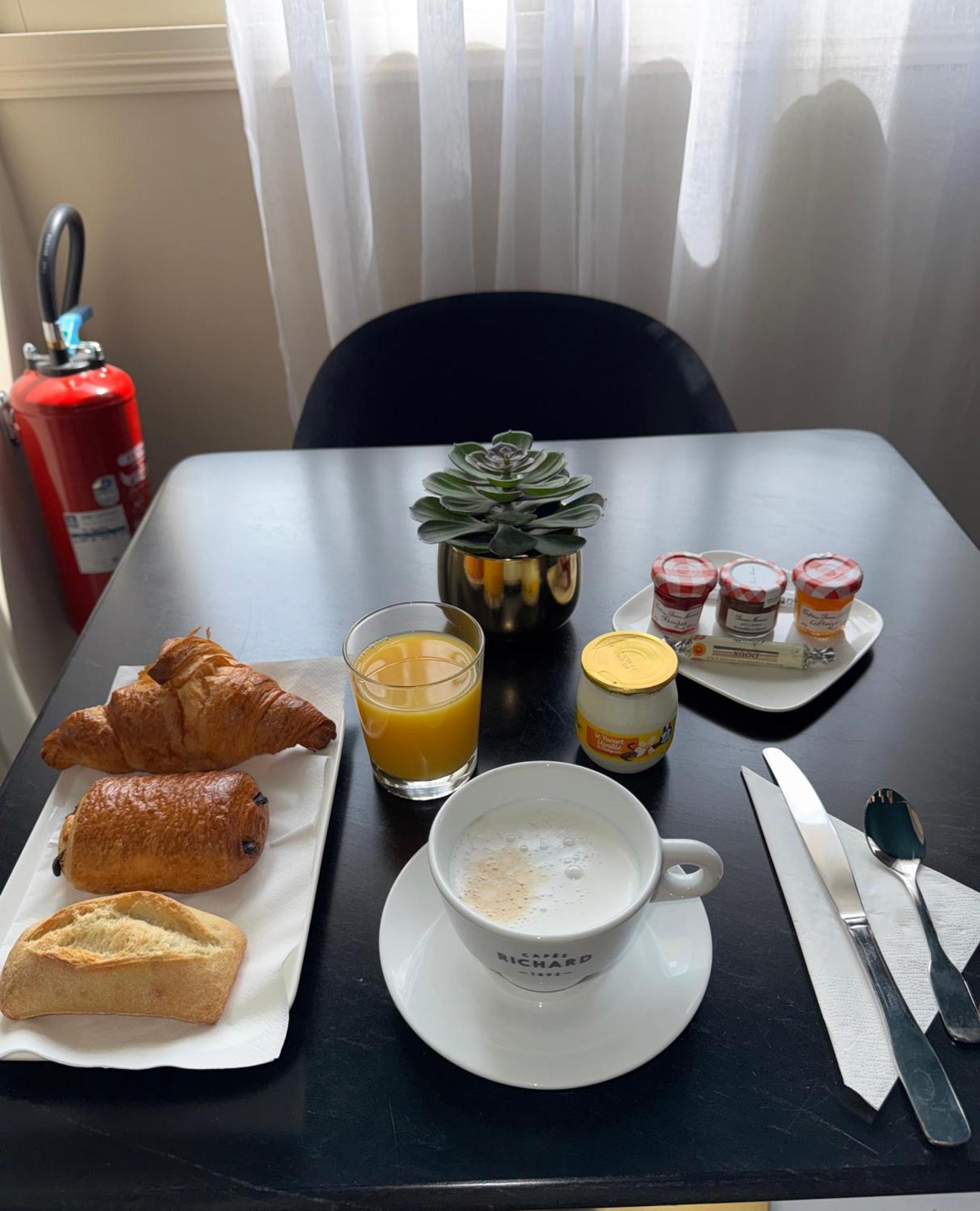 La Caravelle Hotell Aix-en-Provence Eksteriør bilde